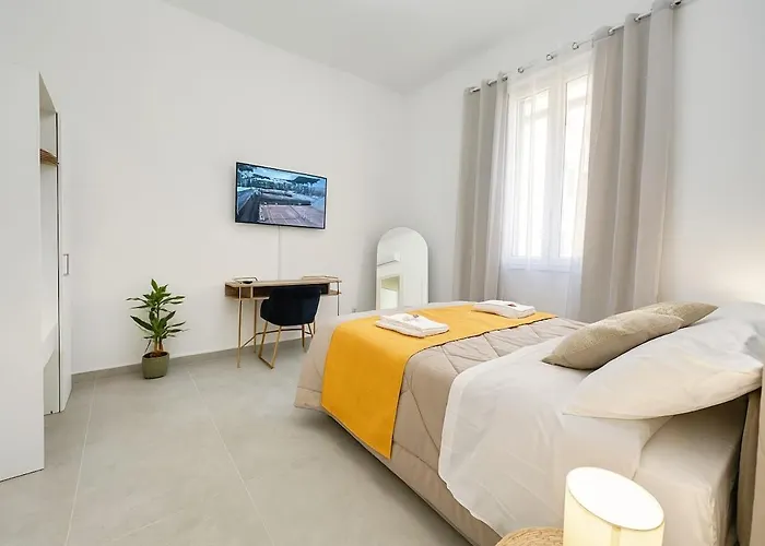 Deluxe Centro - Borghese Appartement